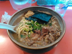 吉田製麺店横須賀店、魚介豚骨醤油ラーメン！